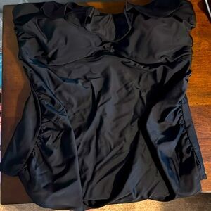 Beach Bump Maternity Ruffled swim top